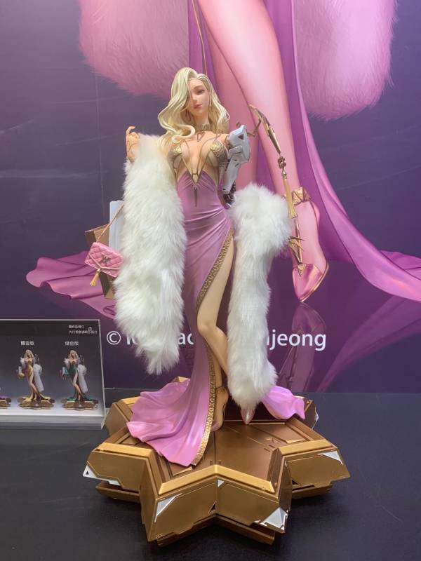 Queen – Lovecacao [Licensed]