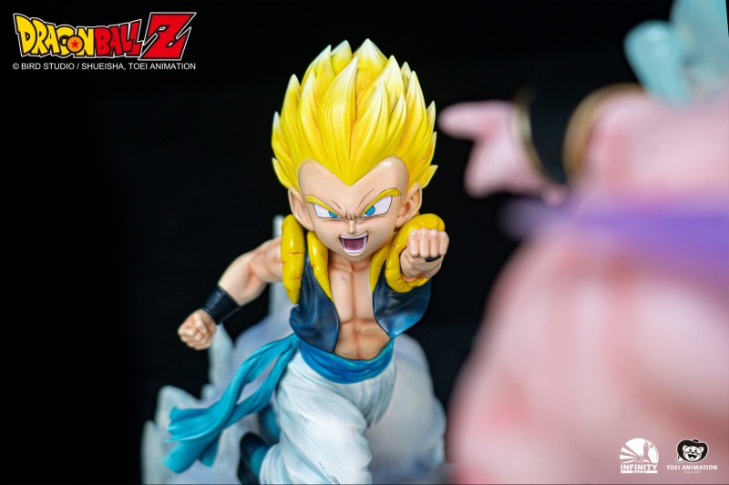 Gotenks vs Majin Buu - Dragon Ball Z 1/6