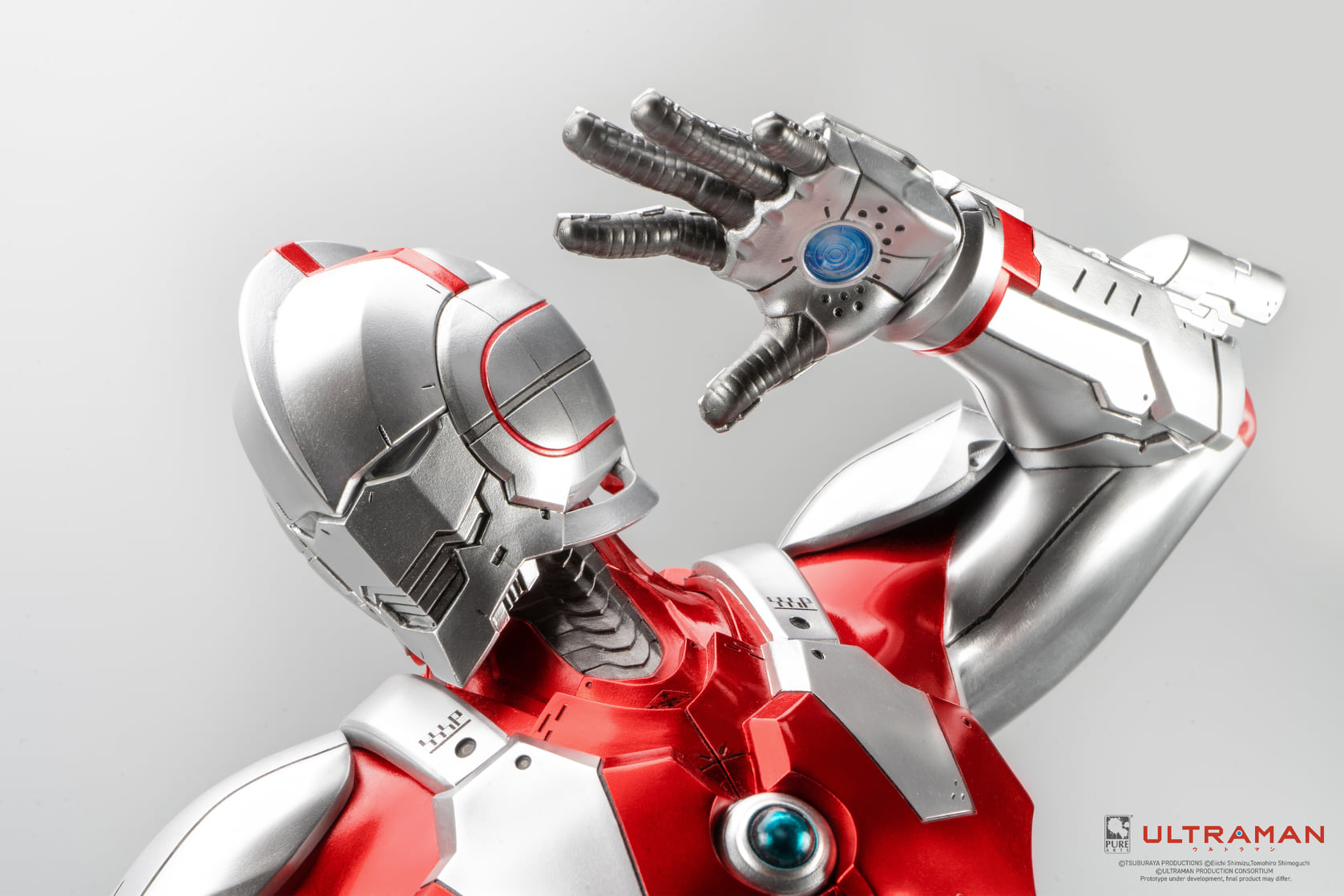 Ultraman VS Black King 1/4 Statue