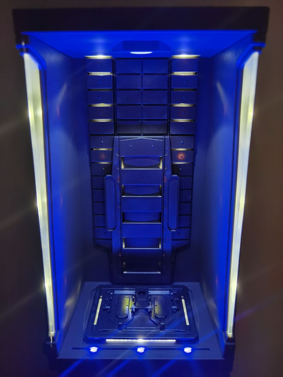 Iron Man Genaku Blue Light Edition
