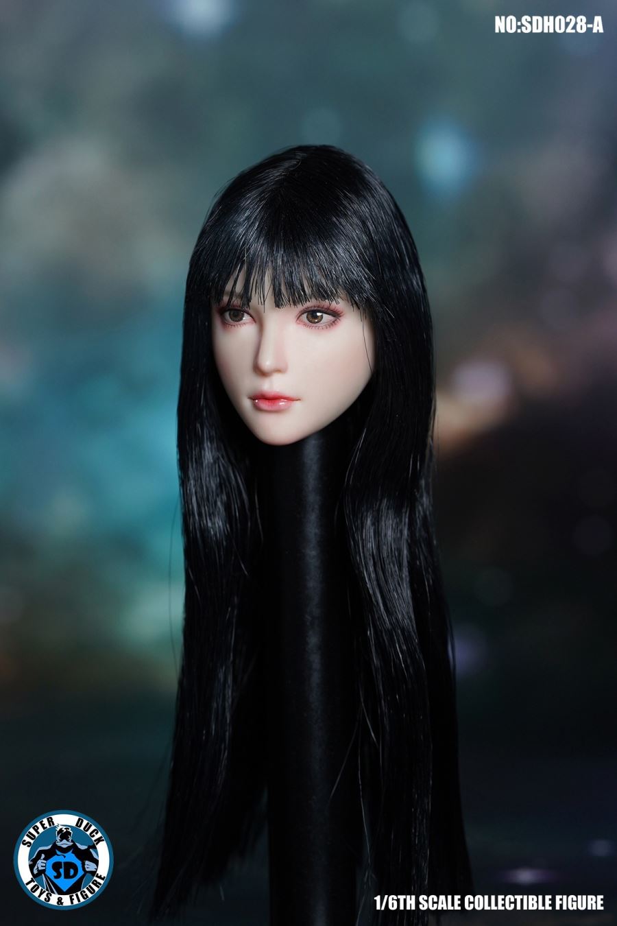 Emoticon Female Head Sculpture