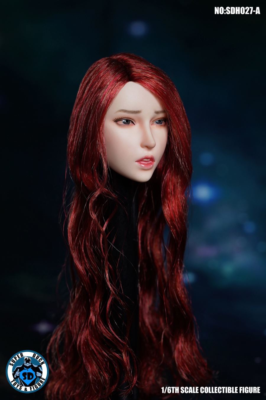 Emoticon Female Head Sculpture