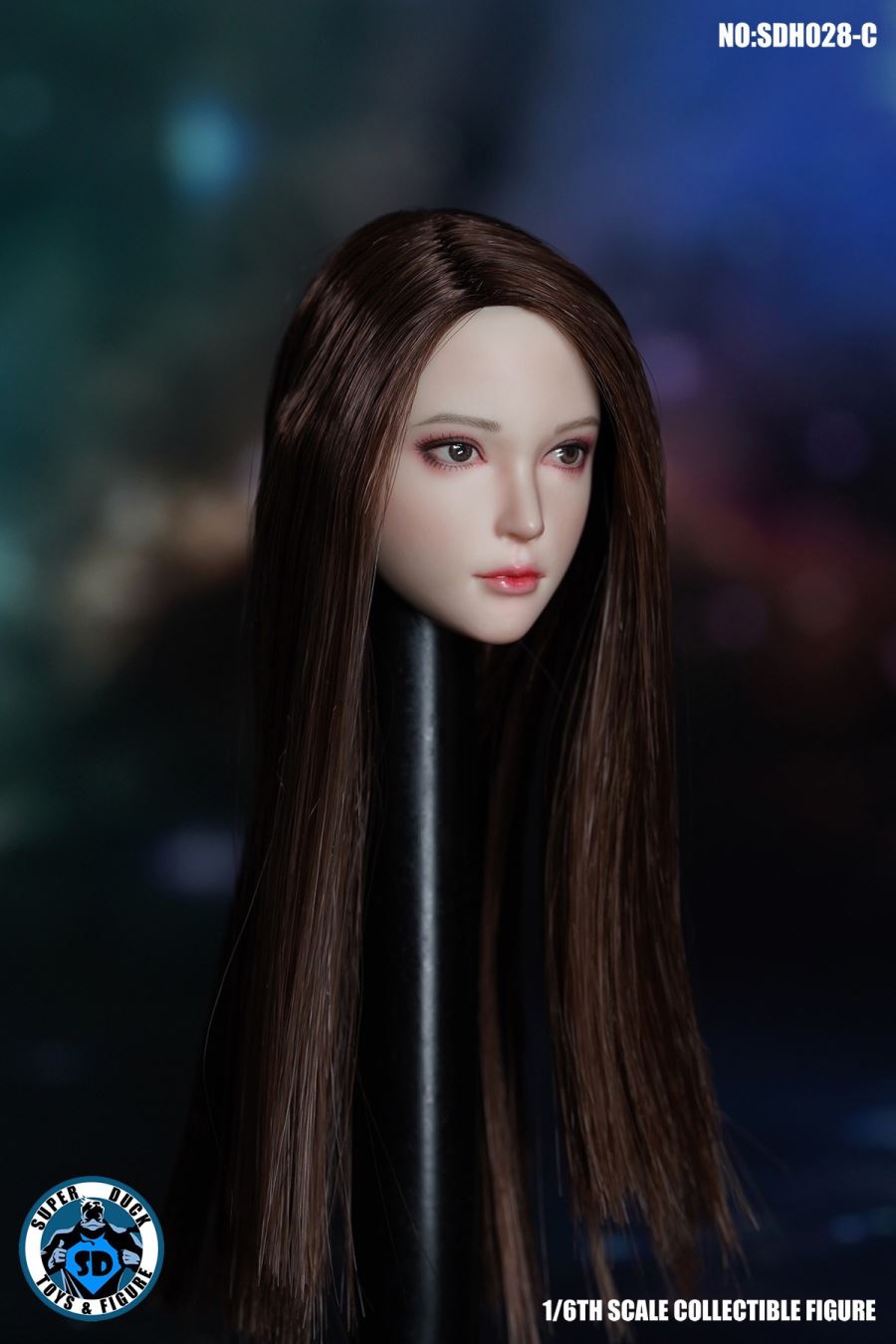 Emoticon Female Head Sculpture