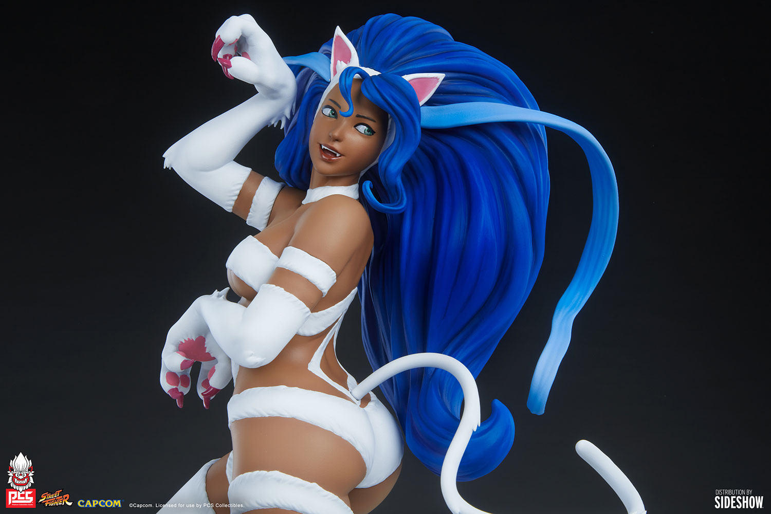 Menat as Felicia