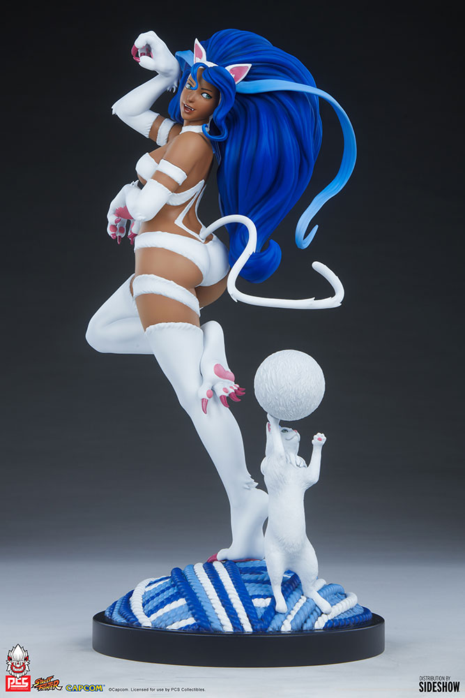 Menat as Felicia