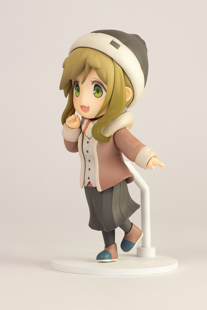 Aoi Inuyama mini-figure (Yuru Camp)