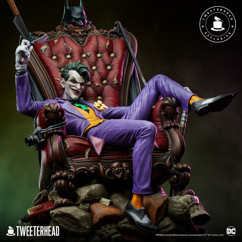 The Joker 1/6 Scale Deluxe Maquette