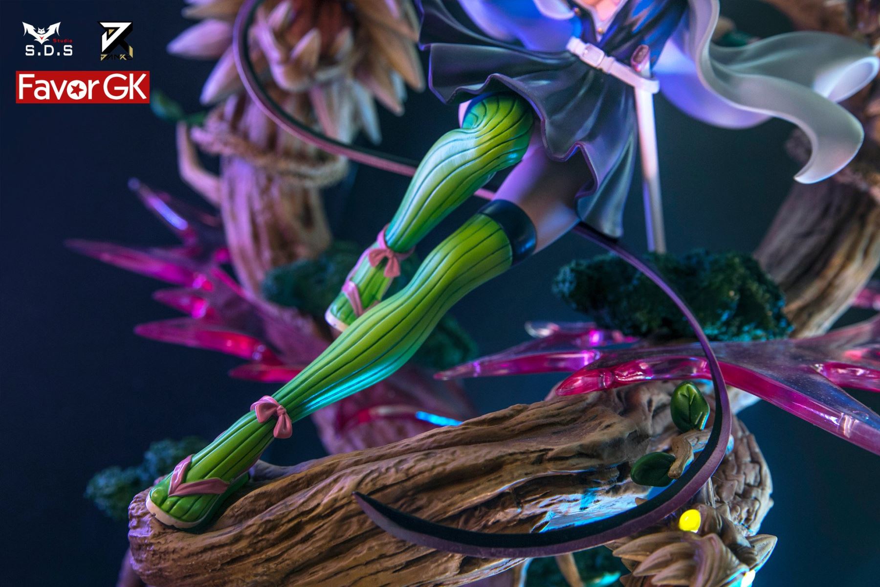 Mitsuri Kanroji  - Demon Slayer