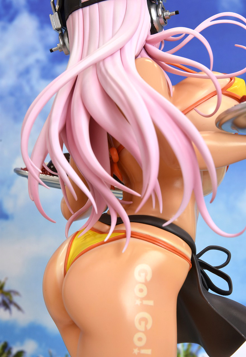 Super Sonico 1/7 Scale Figure -Bikini Curry Shop Ver