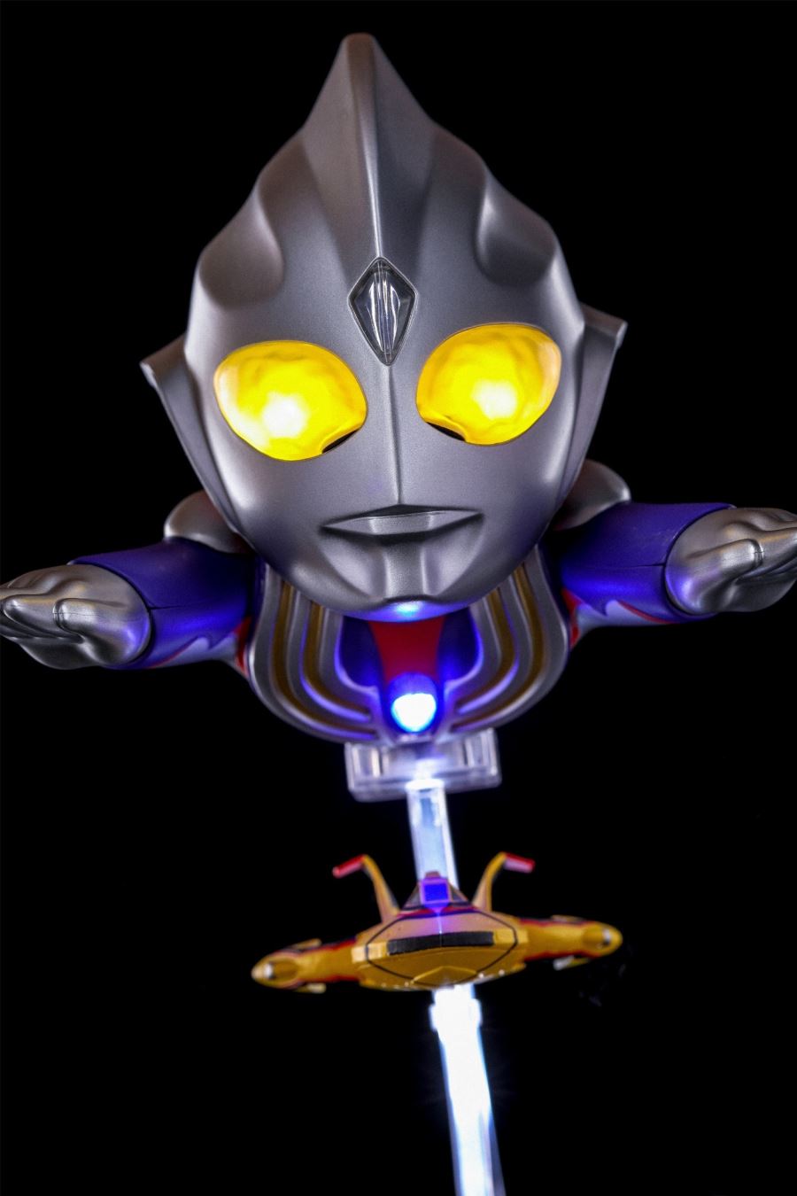Q version of the floating Ultraman