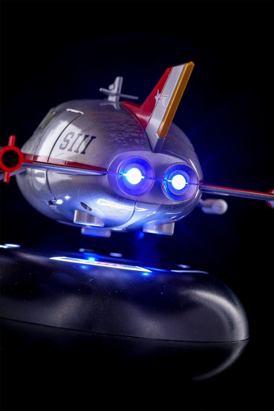 Q version of the floating Ultraman