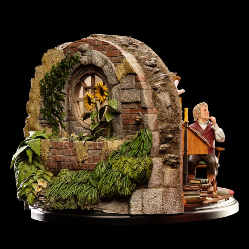  BILBO BAGGINS™ IN BAG END 1/6 scale statue-Limited Edition