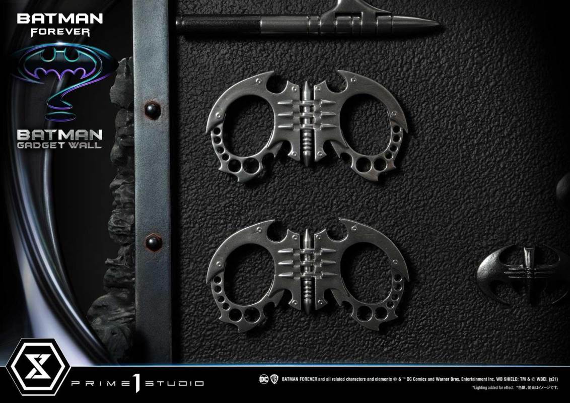 Batman Forever - Batman Gadget Wall