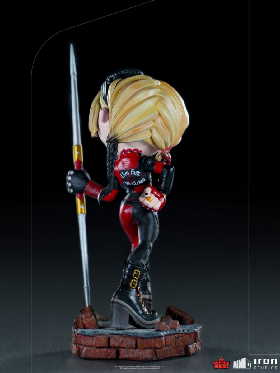 Harley Quinn Q version