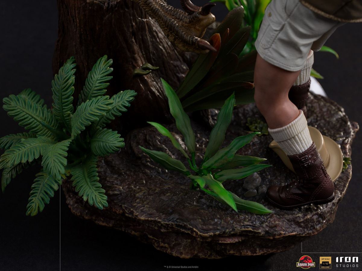 Jurassic Park - Smart Girl Raptor scene 1/10