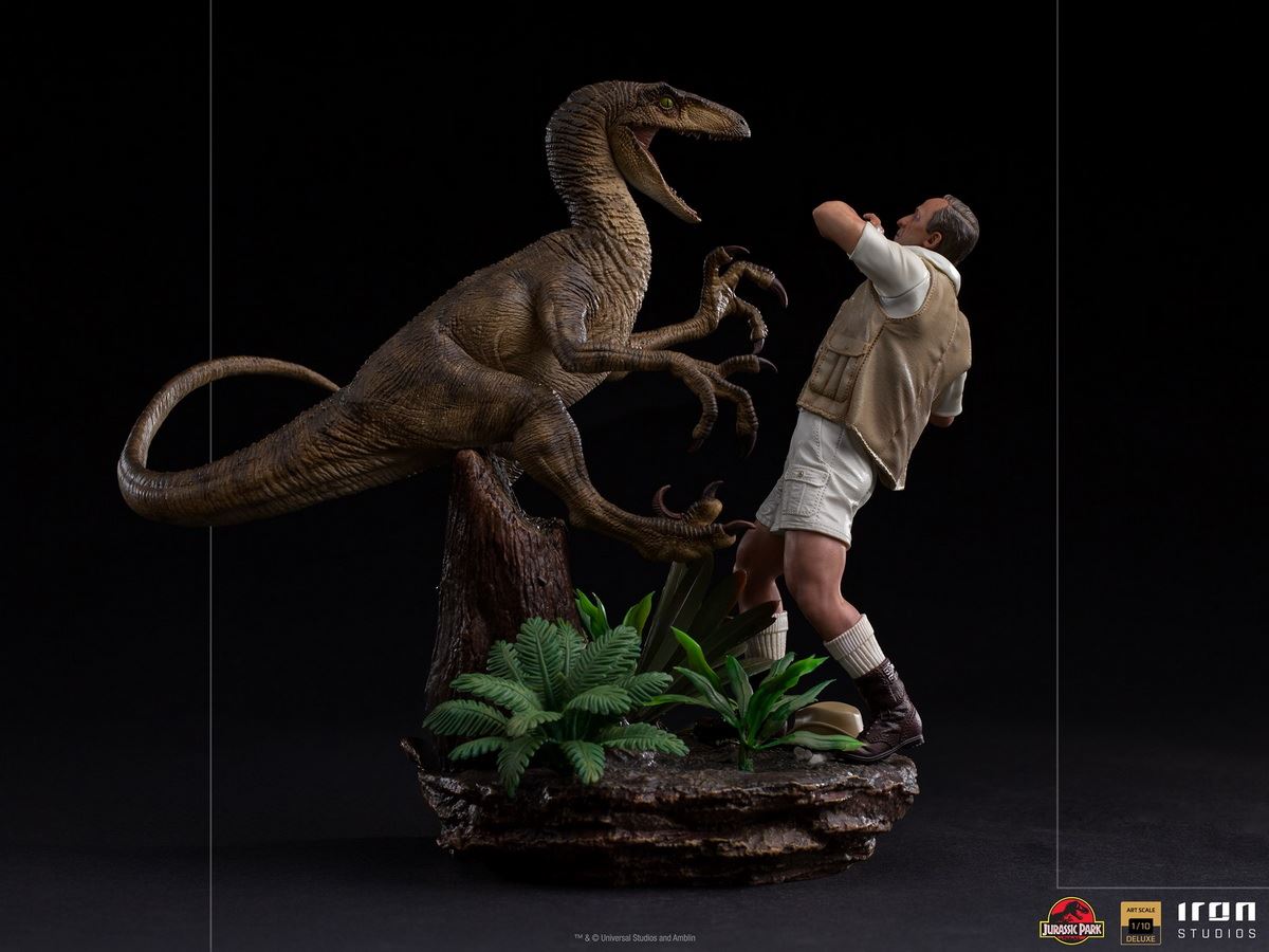 Jurassic Park - Smart Girl Raptor scene 1/10