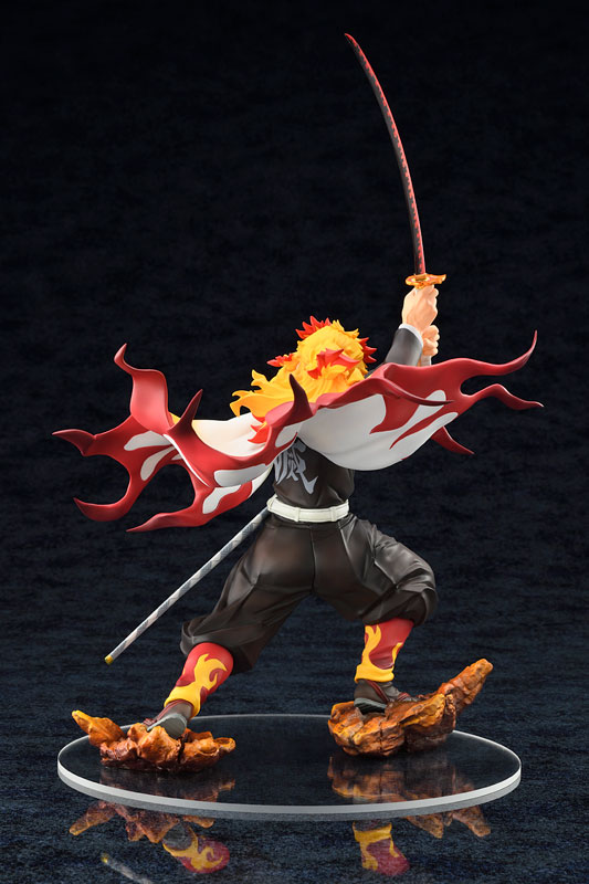Demon Slayer: Kimetsu no Yaiba Kyojuro Rengoku 1/8