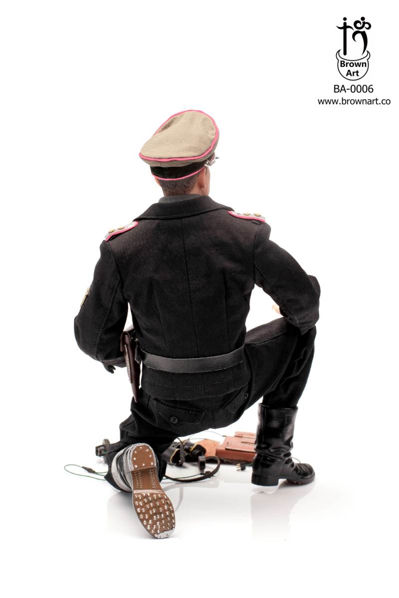 WWII German Armored Captain 1/6