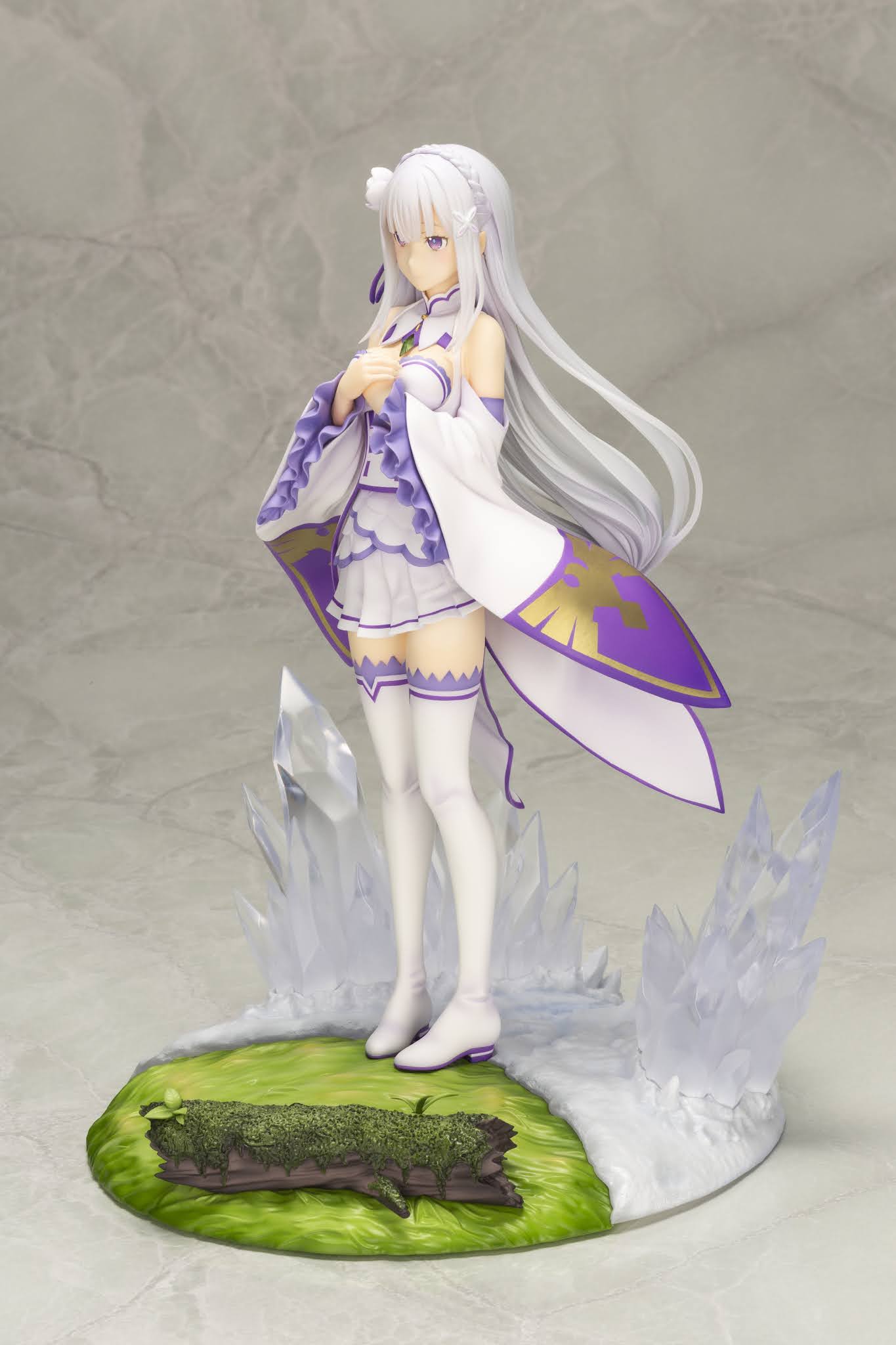 Re: ZERO -Starting Life in Another World- - Emilia 1/7