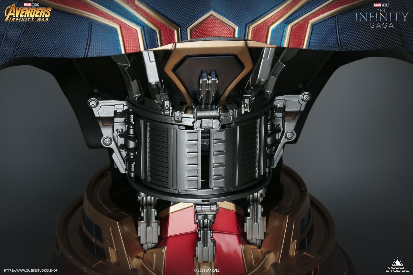 Iron Spider-Man Bust 1/1