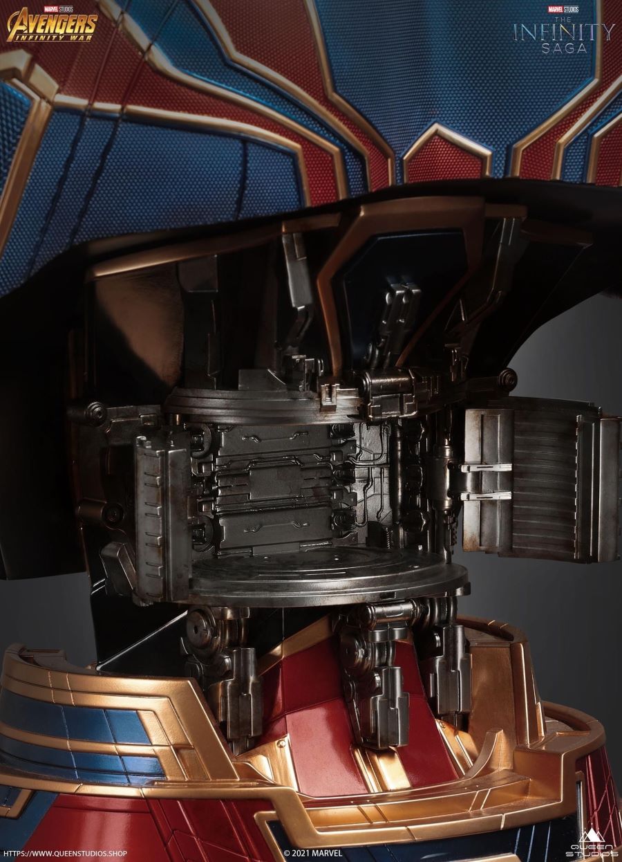 Iron Spider-Man Bust 1/1