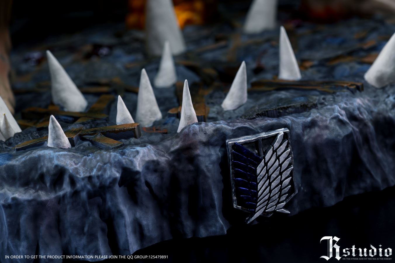 Eren Titan vs Warhammer Titan – Attack on Titan