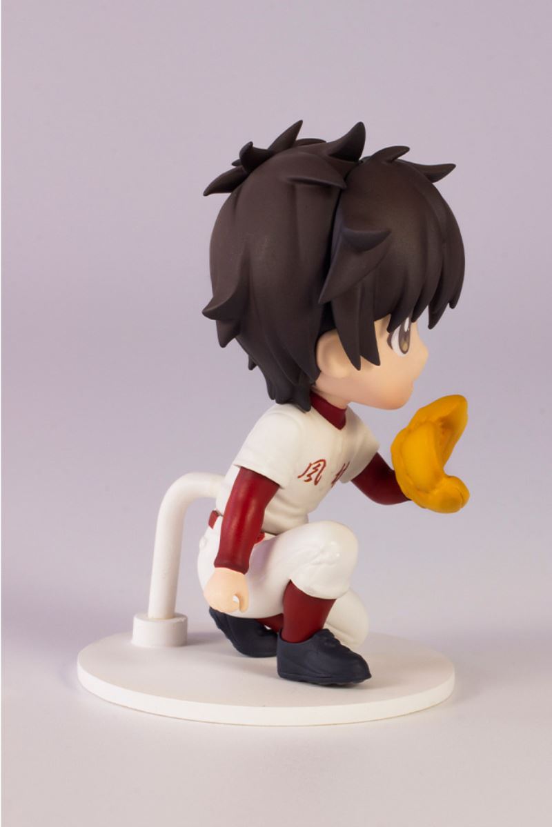 Daigo Shigeno and Mutsuko Sakura mini-figures
