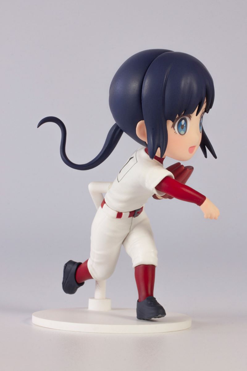 Daigo Shigeno and Mutsuko Sakura mini-figures