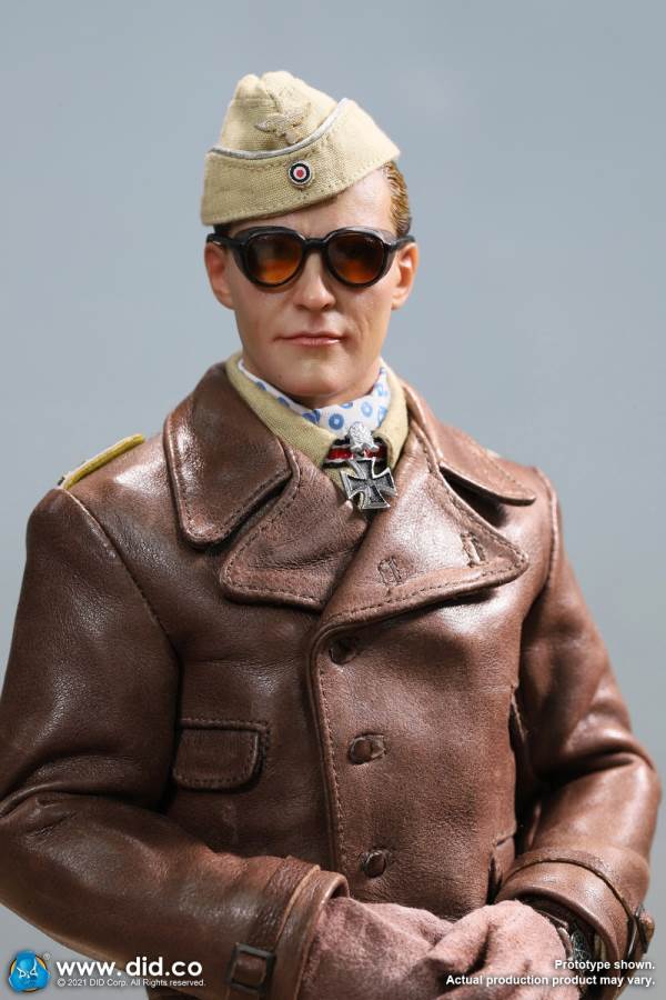 World War II ace pilot African Star  -Marseiu & Scene