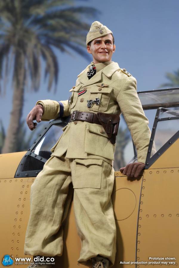 World War II ace pilot African Star  -Marseiu & Scene