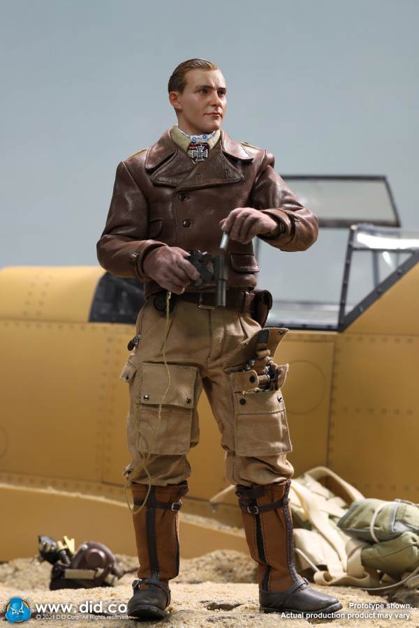 World War II ace pilot African Star  -Marseiu & Scene