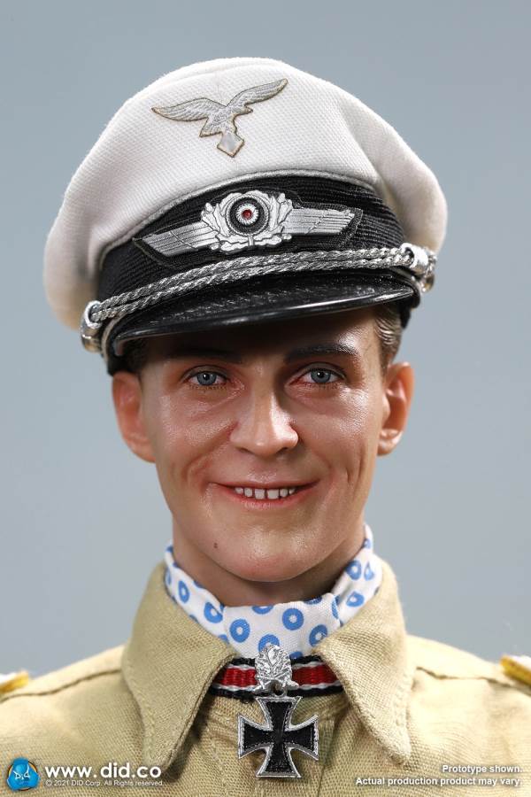 World War II ace pilot African Star  -Marseiu & Scene