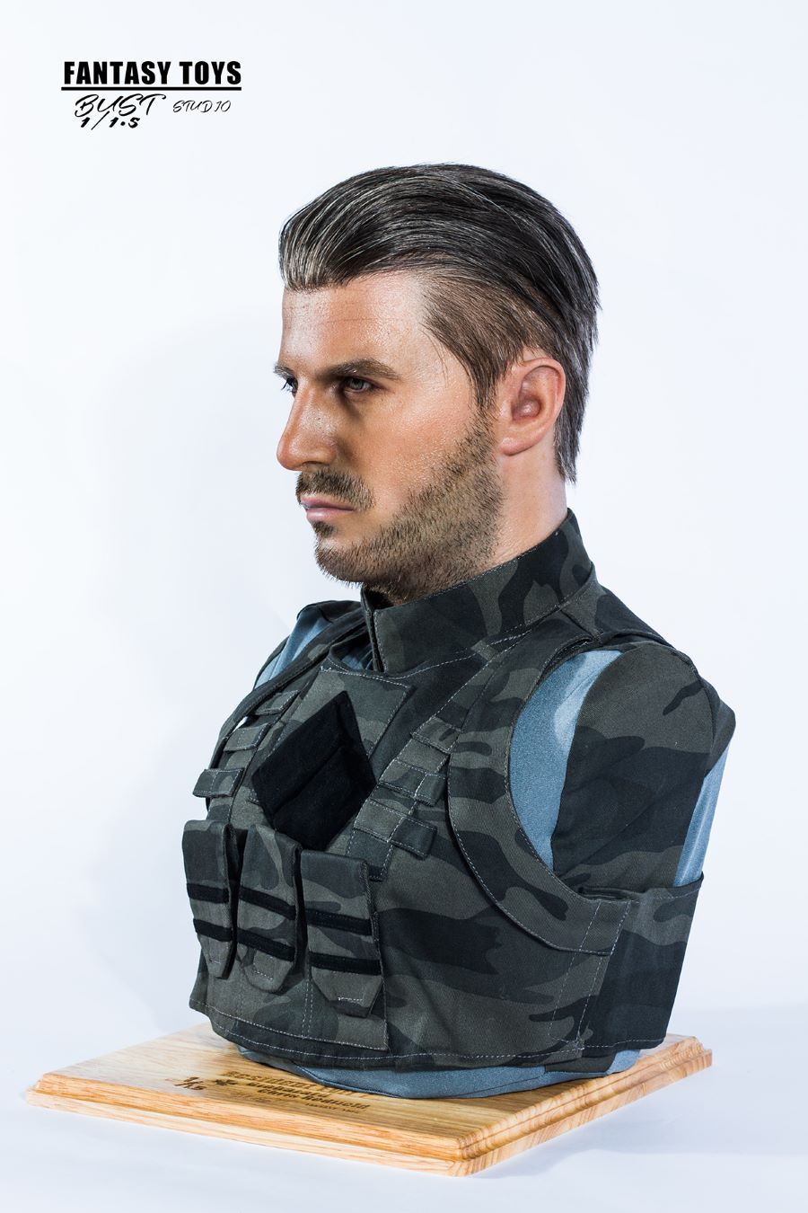 FantasyToys Resident Evil 7 Chris 1:1.5 Bust