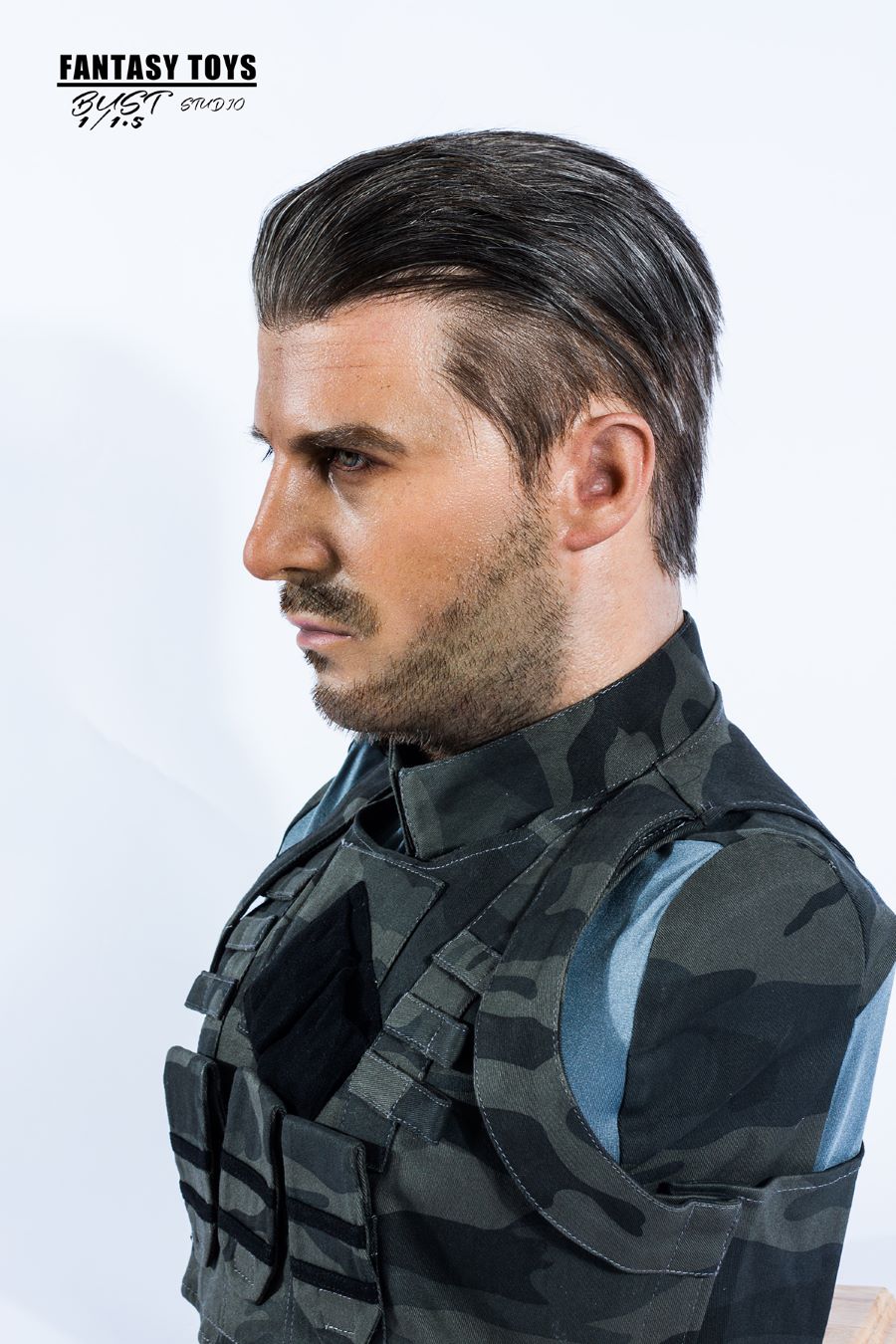 FantasyToys Resident Evil 7 Chris 1:1.5 Bust