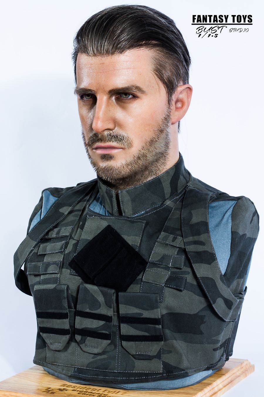 FantasyToys Resident Evil 7 Chris 1:1.5 Bust