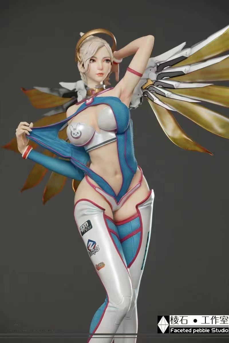 D.Va Cosplay Mercy - Overwatch 1/4