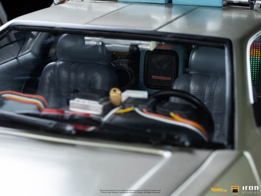 DeLorean Full Set Deluxe - Back to the Future Part II - Art Scale 1/10