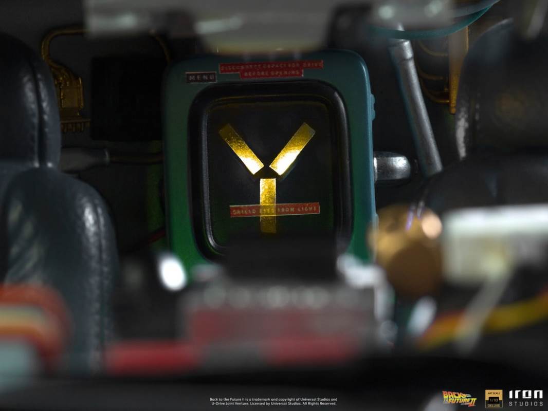 DeLorean Full Set Deluxe - Back to the Future Part II - Art Scale 1/10