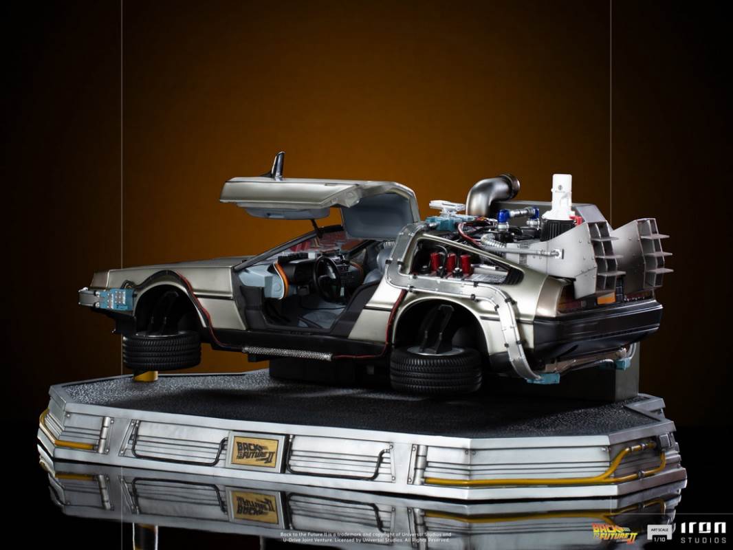 DeLorean Full Set Deluxe - Back to the Future Part II - Art Scale 1/10