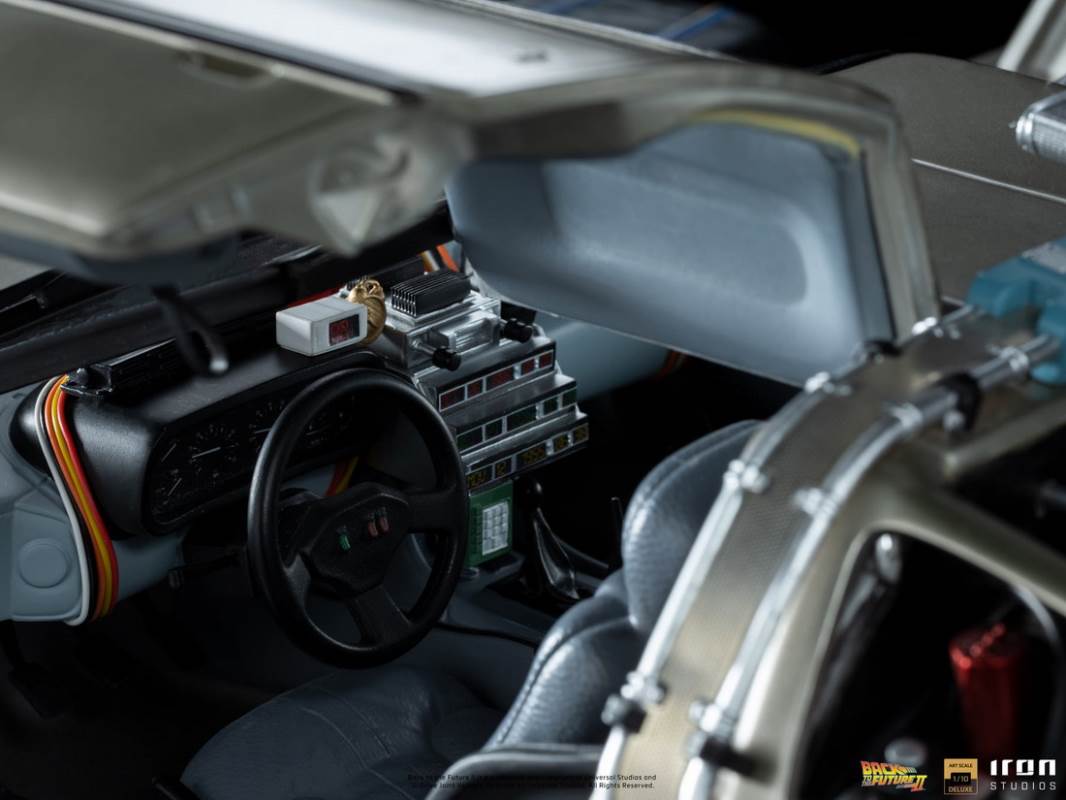 DeLorean Full Set Deluxe - Back to the Future Part II - Art Scale 1/10