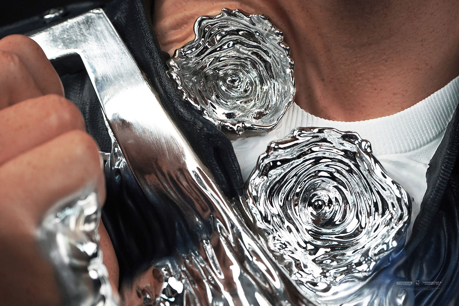 T-1000 Art Mask Deluxe