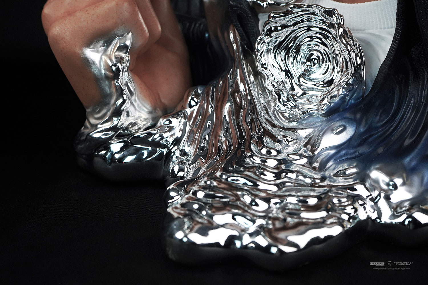 T-1000 Art Mask Deluxe