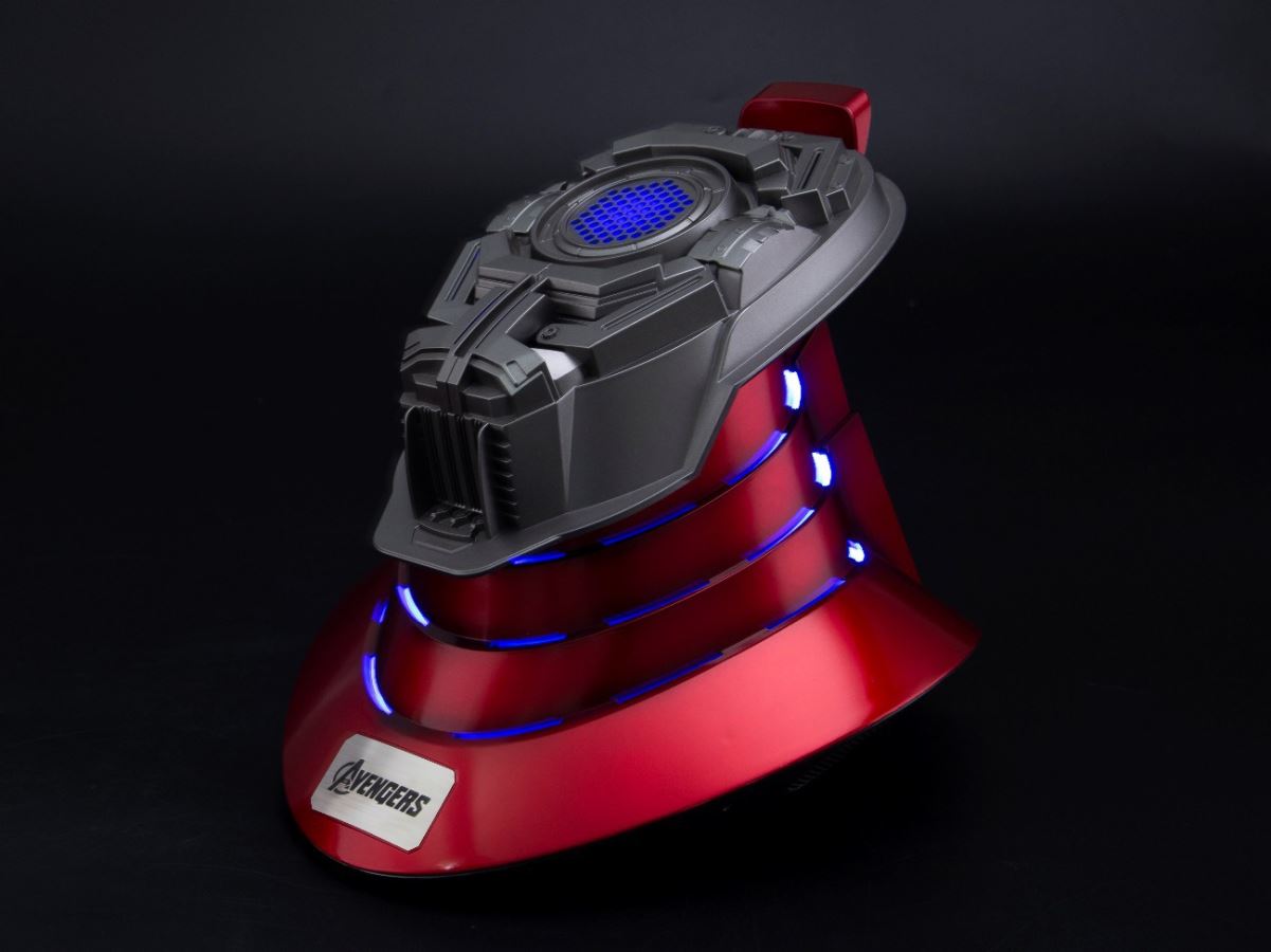Iron Man Base w/speaker MK7 Base w/dual speakers & blue light 1/1