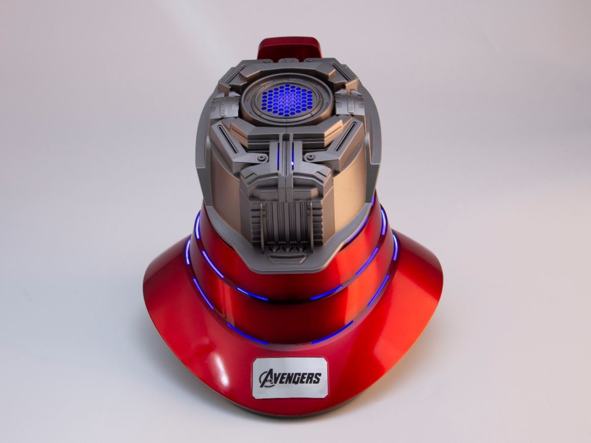 Iron Man Base w/speaker MK7 Base w/dual speakers & blue light 1/1
