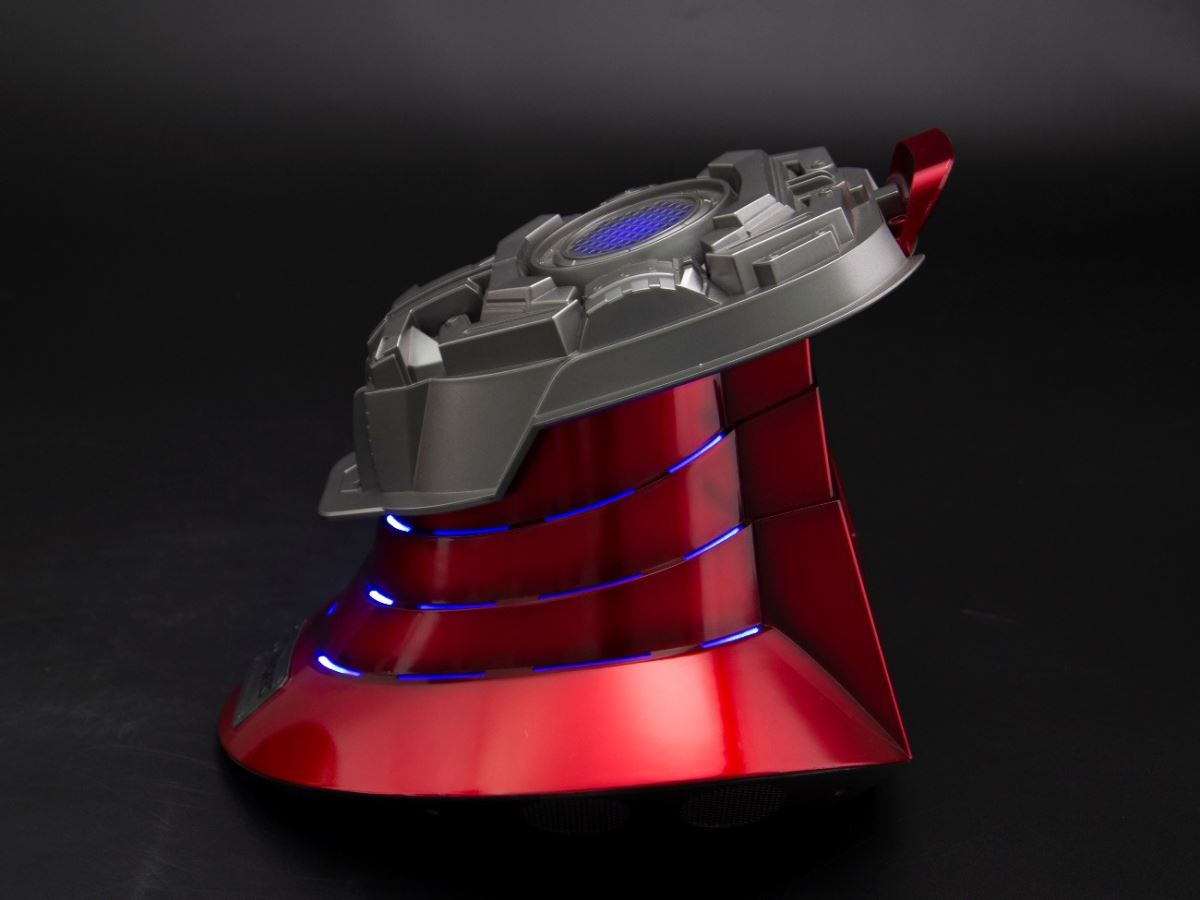 Iron Man Base w/speaker MK7 Base w/dual speakers & blue light 1/1