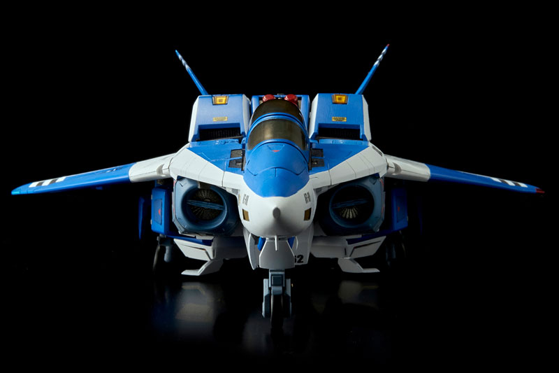 RIOBOT Genesis Climber Mospeada 1/48 AFC-01H Legioss Eta
