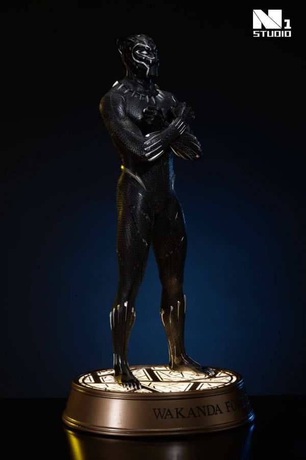 The Avengers Black Panther (WAKANDA FOREVER)