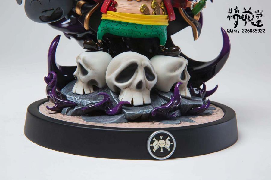 Shinchan cos Blackbeard