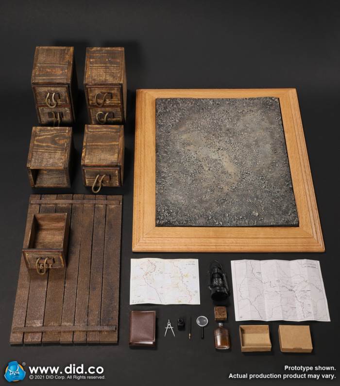 British Colonel in World War I (#B11012) & Combat Table Scene Set (#E60062) 1/6