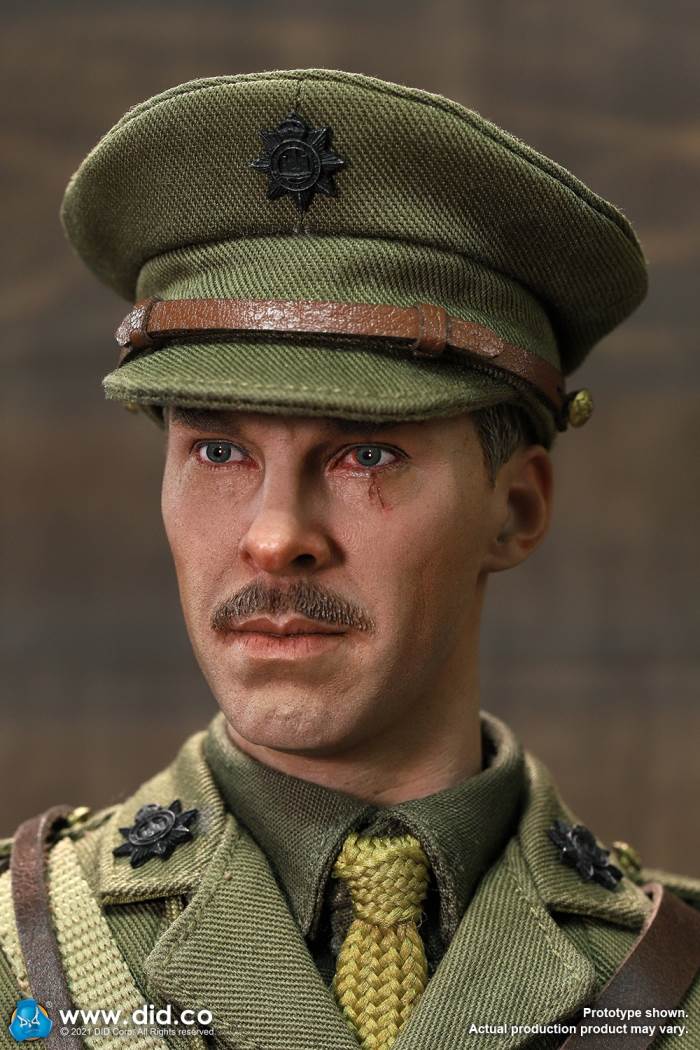 British Colonel in World War I (#B11012) & Combat Table Scene Set (#E60062) 1/6